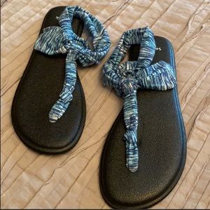 Sanuk sandals